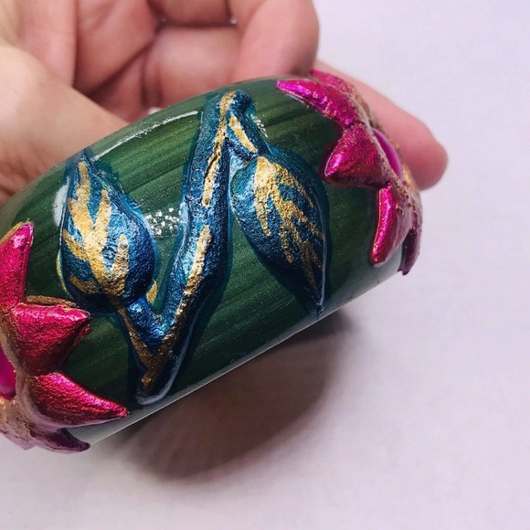 Bangle Hand Painted Flowers Pink Green Blue India IDL - Picture 5 of 9